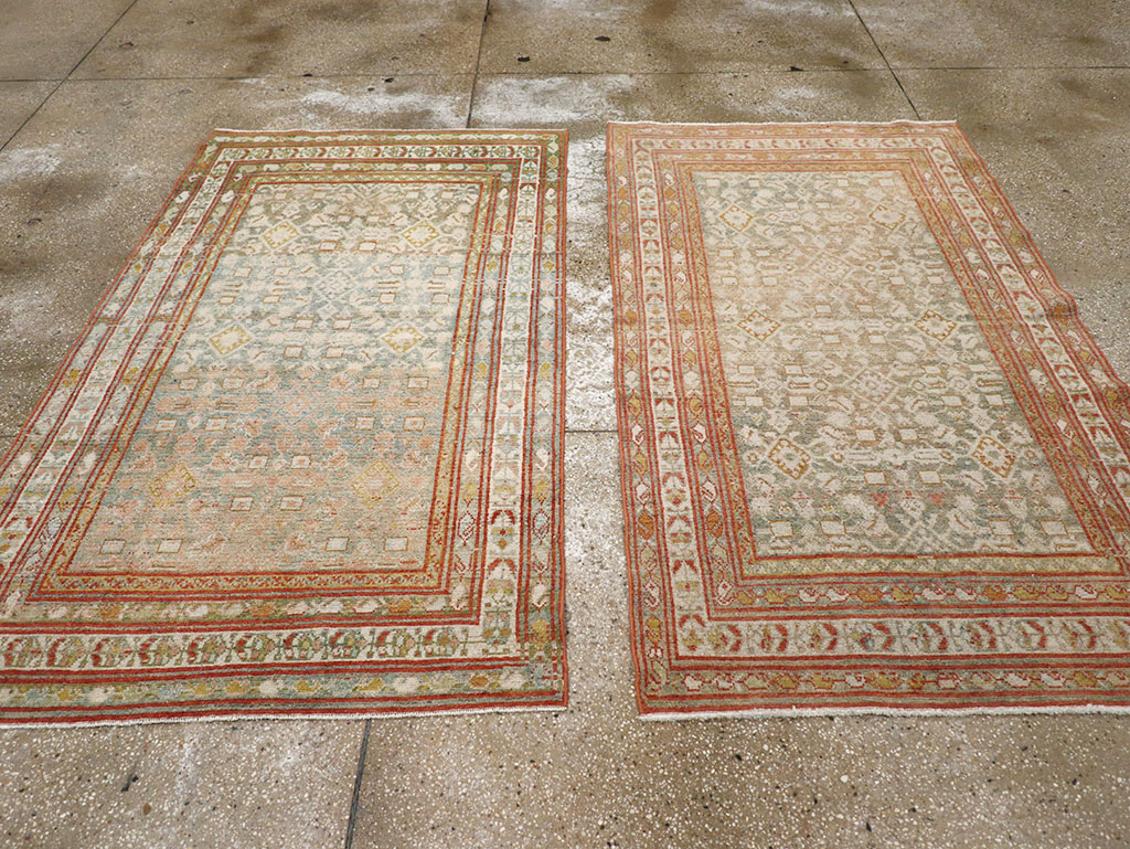 Antique Persian Malayer Accent Rug, No.32891 - Gsblank