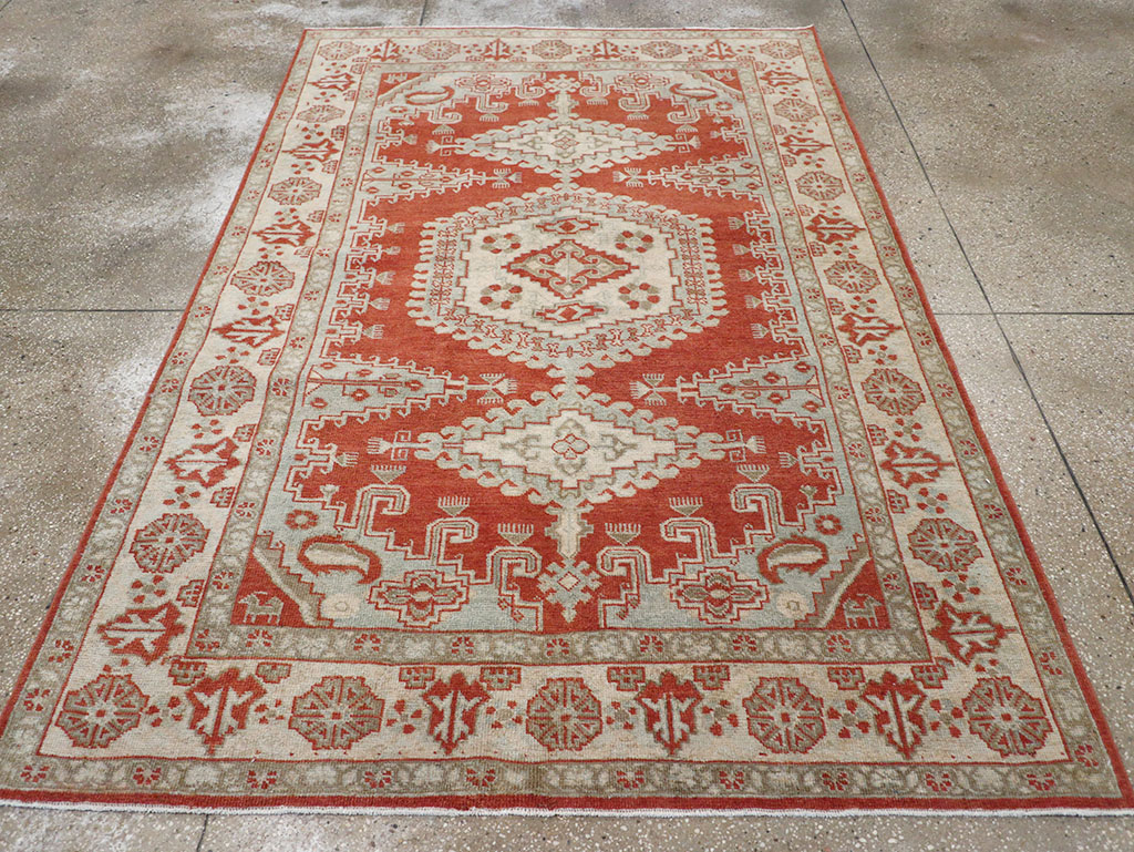 Vintage Persian Veece Accent Rug, No.32906 - Gsblank