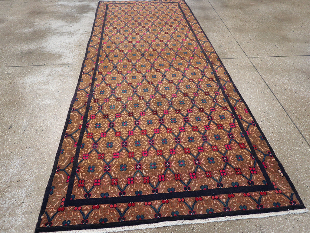 Vintage Persian Serab Runner, No.32910 - Gsblank