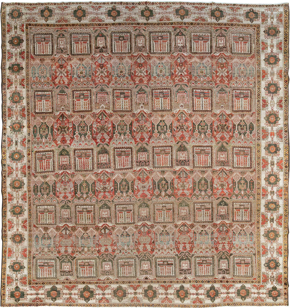 Antique Persian Bakhtiari Square Room Size Carpet, No.32924 - Gsblank