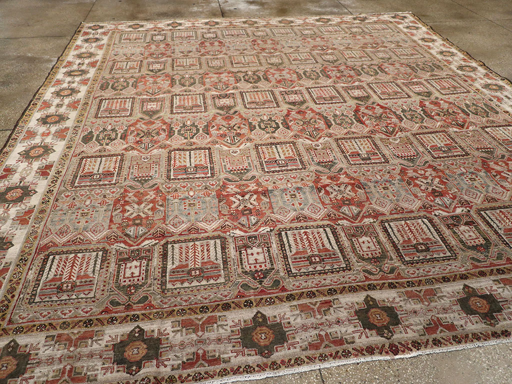 Antique Persian Bakhtiari Square Room Size Carpet, No.32924 - Gsblank