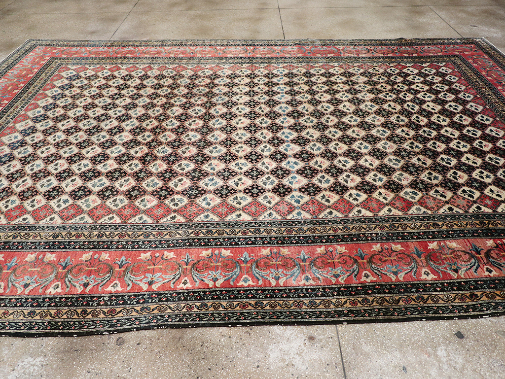 Vintage Persian Bakhtiari Room Size Carpet, No.32934 - Gsblank
