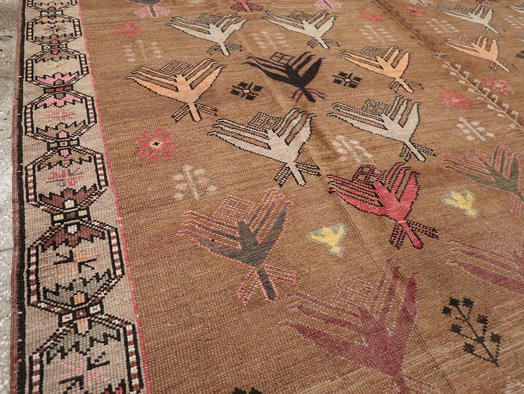 Vintage Turkish Anatolian Tribal Room Size Carpet, No.32940 - Gsblank