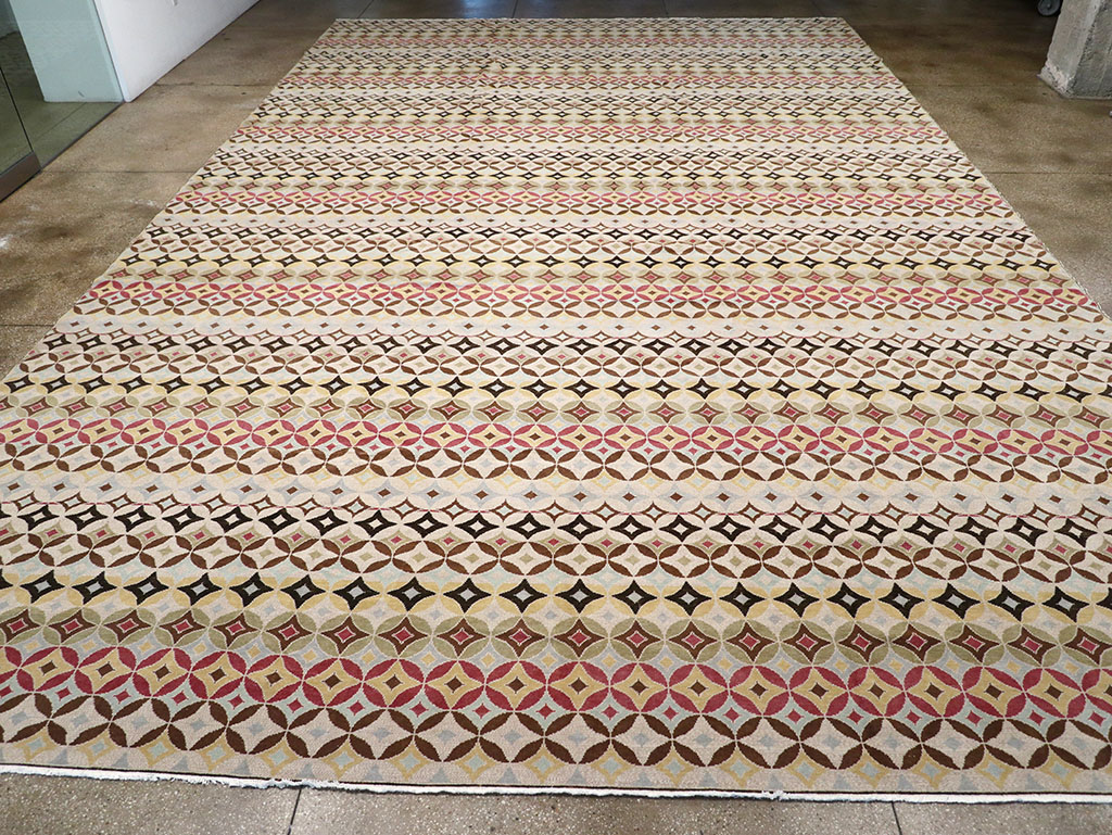 Contemporary Turkish Oversize Carpet, No.32952 - Gsblank