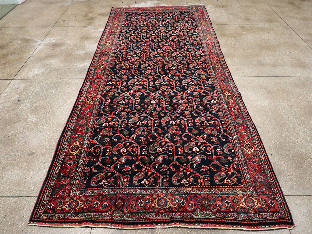 Antique Persian Bidjar Gallery Carpet, No.32953 - Gsblank