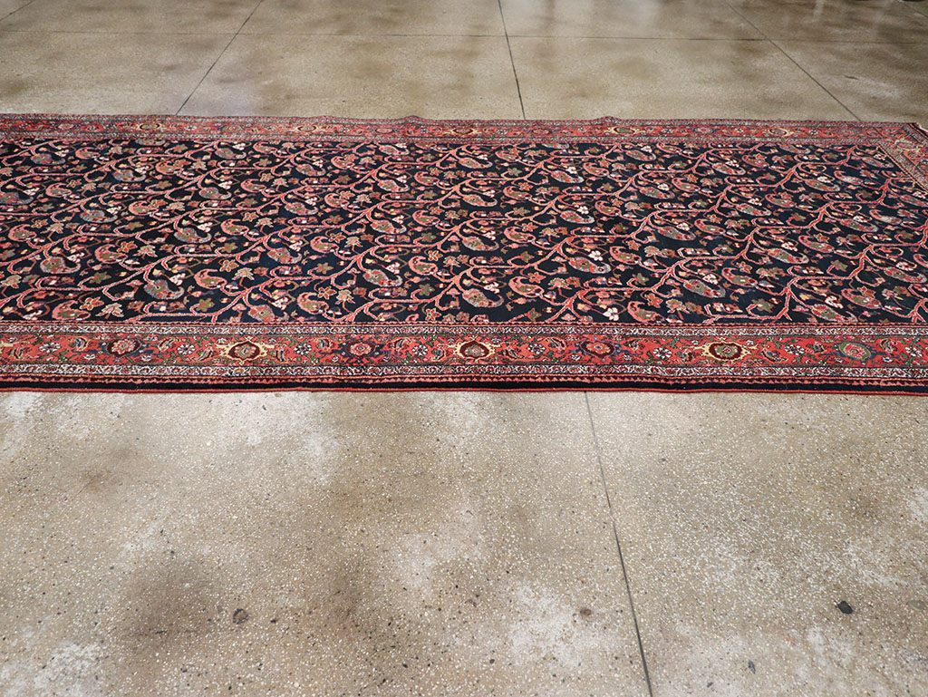 Antique Persian Bidjar Gallery Carpet, No.32953 - Gsblank