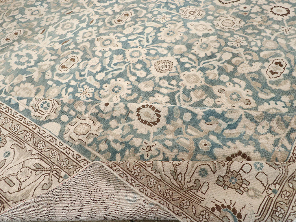 Antique Persian Mahal Room Size Rug, No.32965 - Gsblank