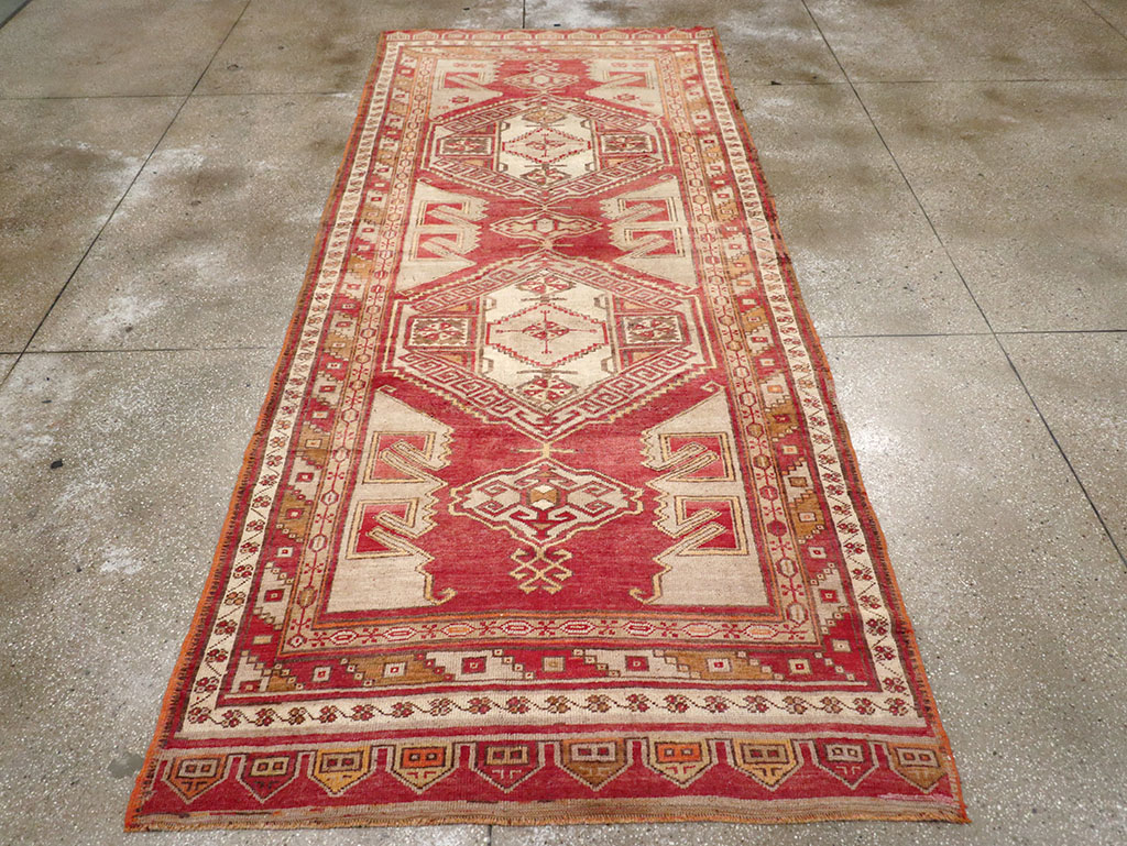Vintage Turkish Anatolian Wide Gallery Runner, No.32969 - Gsblank