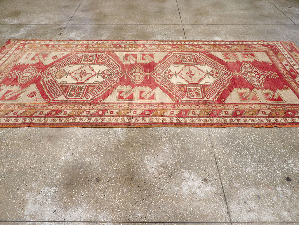 Vintage Turkish Anatolian Wide Gallery Runner, No.32969 - Gsblank