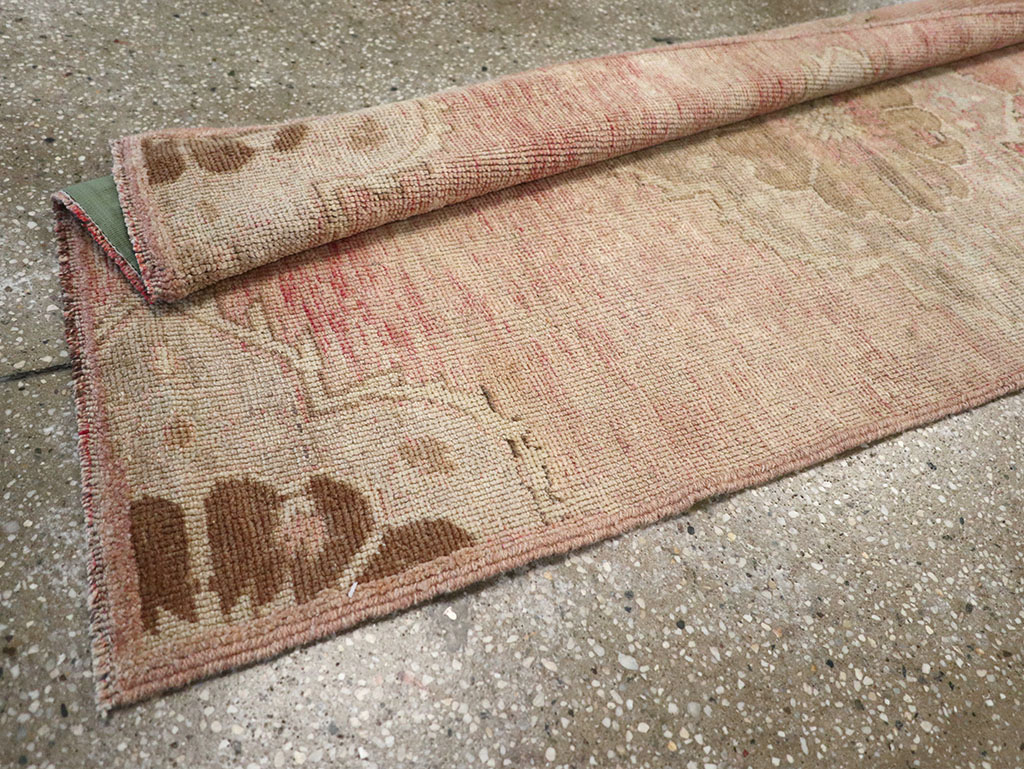 Vintage Turkish Anatolian Runner, No.32970 - Gsblank