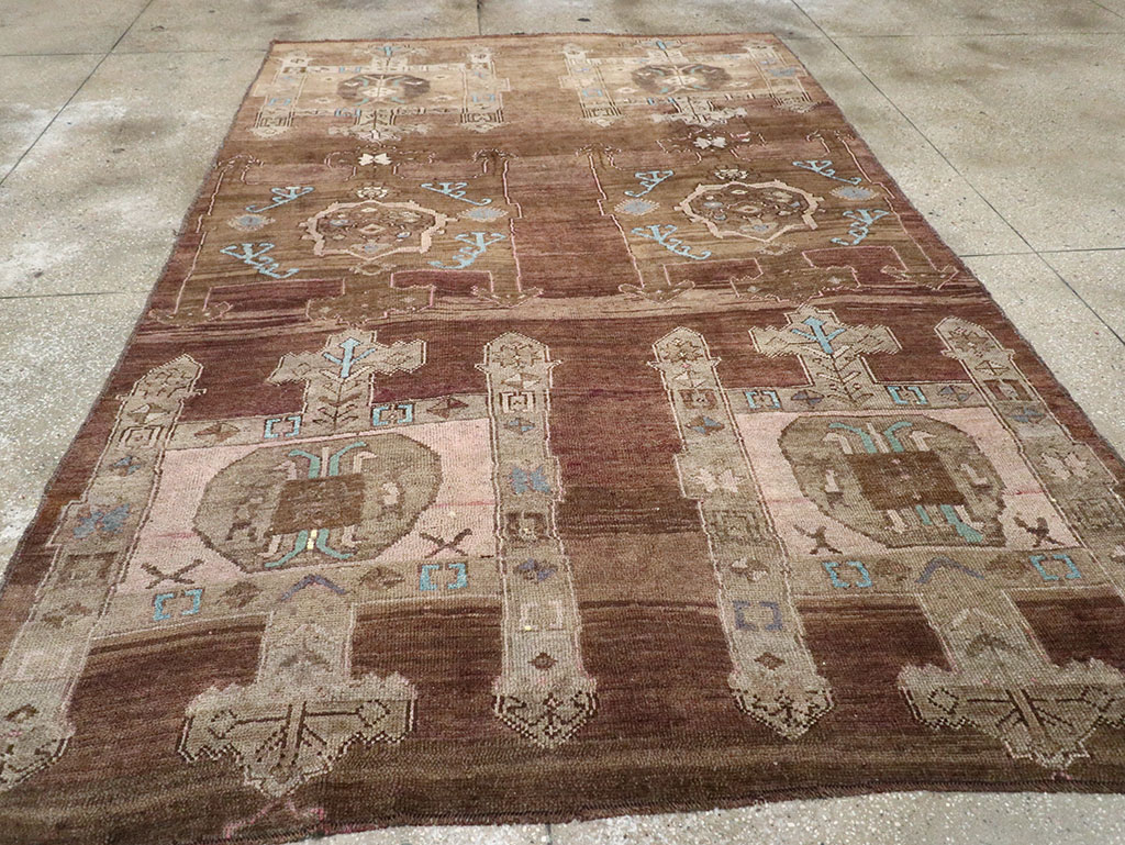 Vintage Turkish Anatolian Accent Carpet, No.32974 - Gsblank