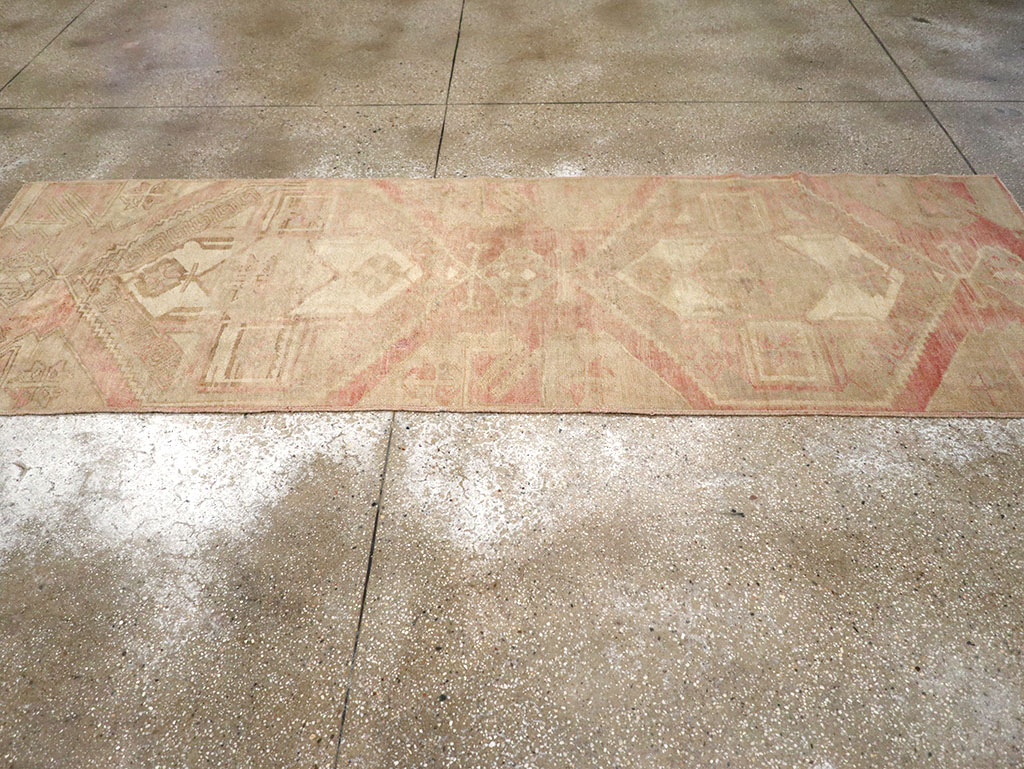 Vintage Turkish Anatolian Runner, No.32978 - Gsblank