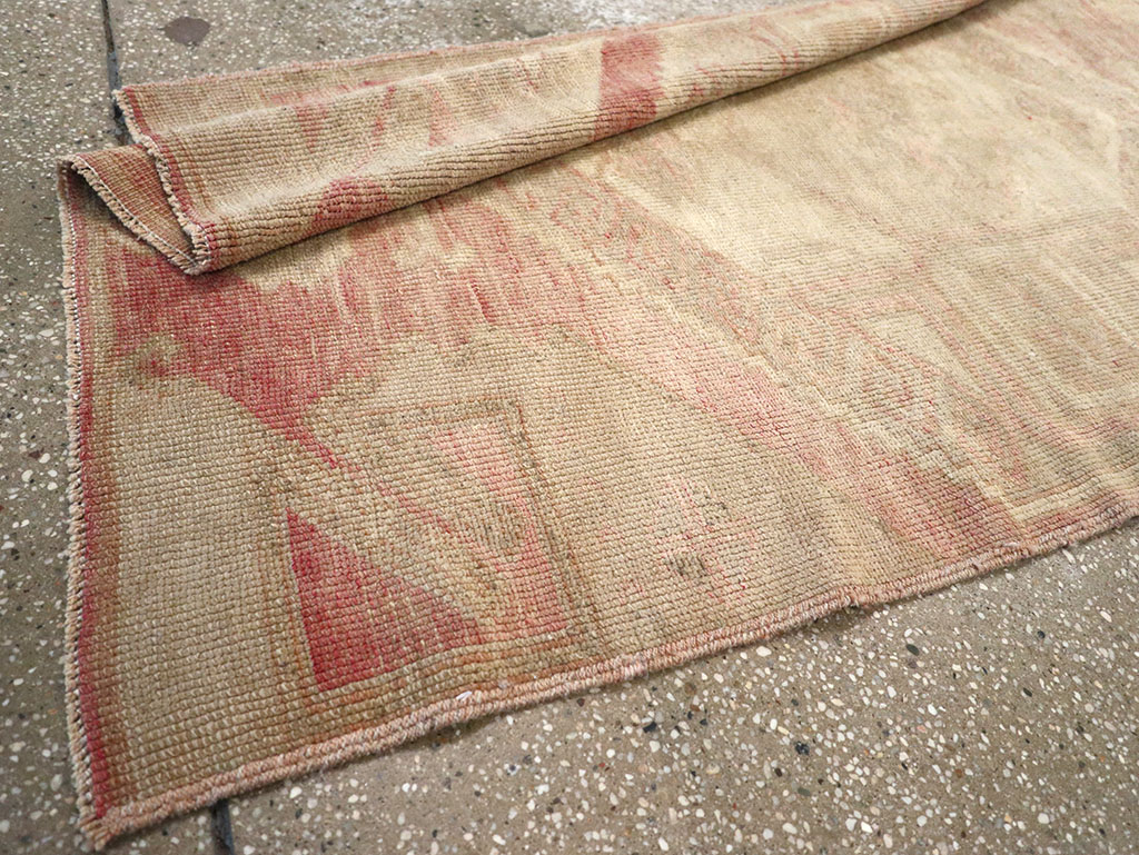 Vintage Turkish Anatolian Runner, No.32978 - Gsblank