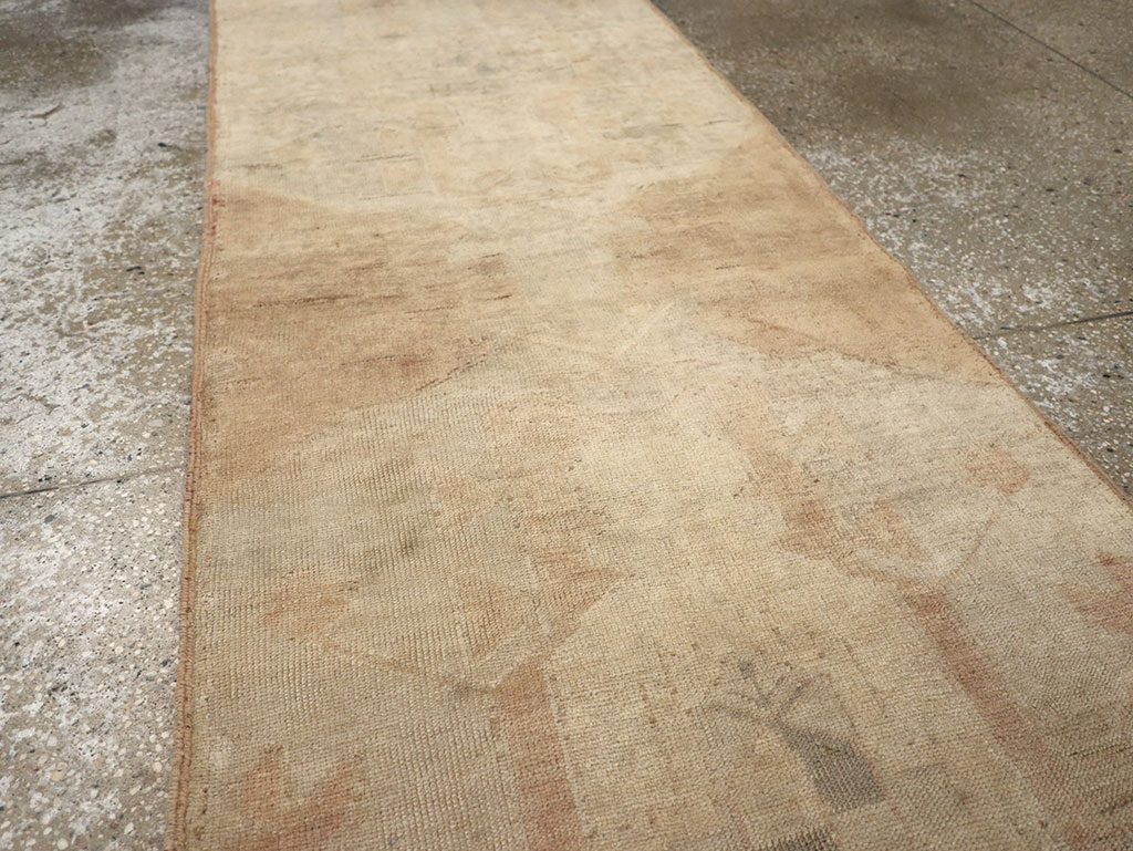 Vintage Turkish Anatolian Runner, No.32980 - Gsblank