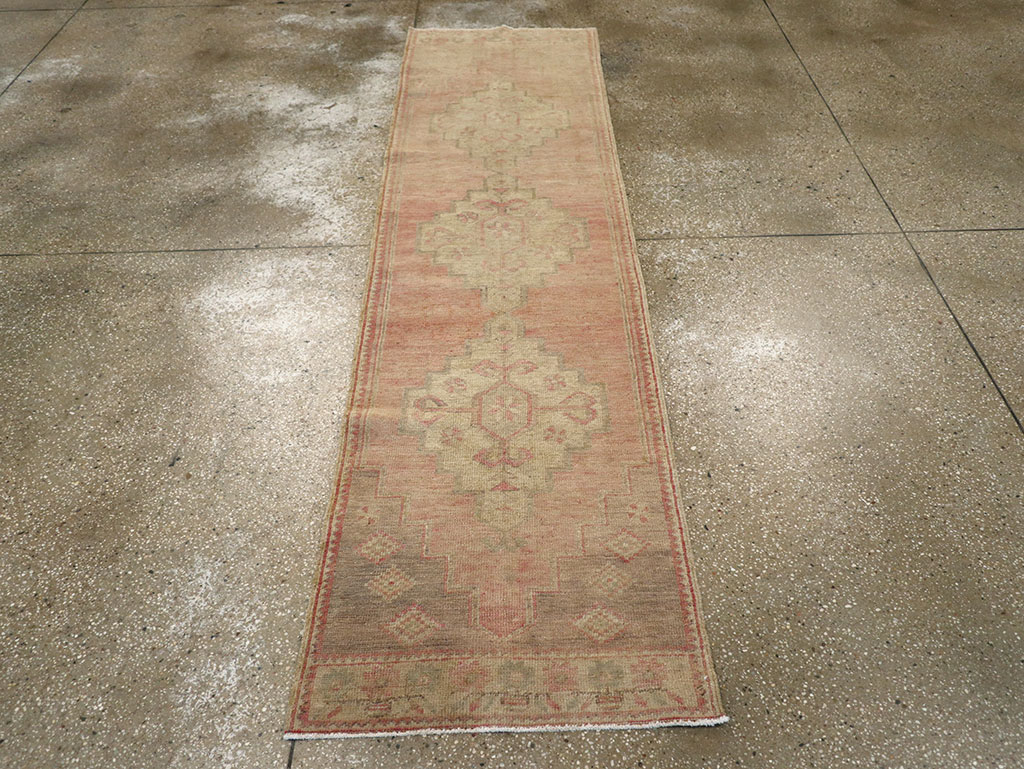 Vintage Turkish Anatolian Runner, No.32984 - Gsblank