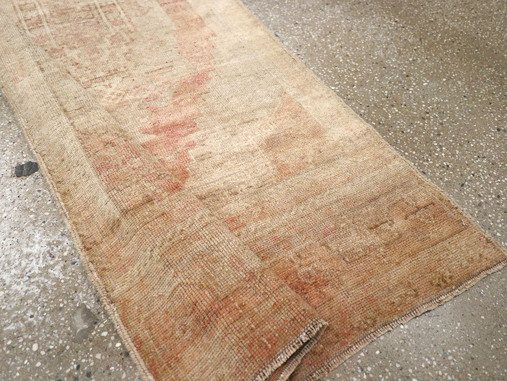 Vintage Turkish Anatolian Runner, No.32985 - Gsblank