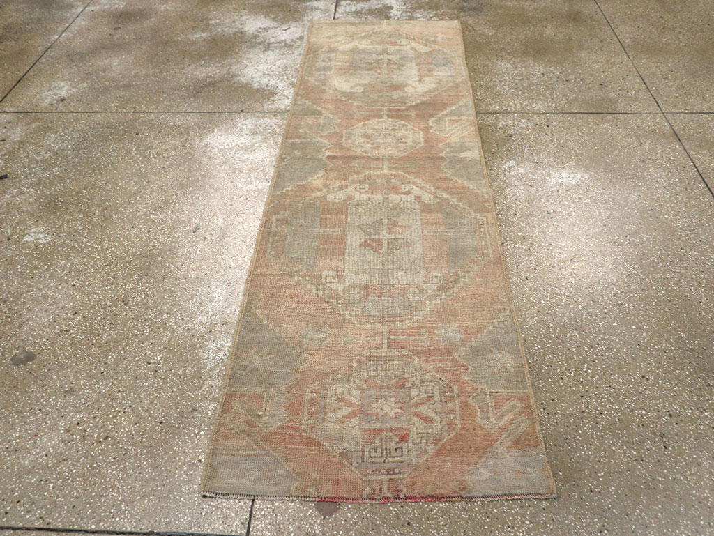 Vintage Turkish Anatolian Runner, No.32986 - Gsblank
