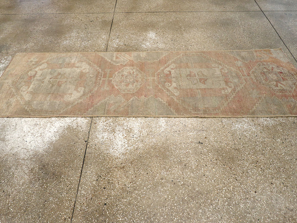 Vintage Turkish Anatolian Runner, No.32986 - Gsblank