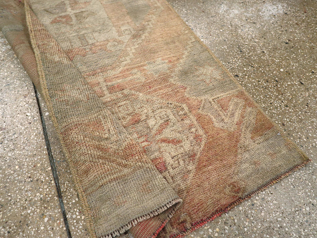 Vintage Turkish Anatolian Runner, No.32986 - Gsblank