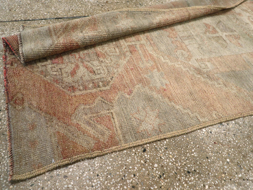 Vintage Turkish Anatolian Runner, No.32986 - Gsblank