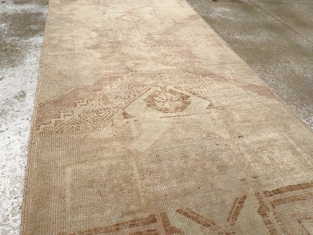 Vintage Turkish Anatolian Runner, No.32988 - Gsblank