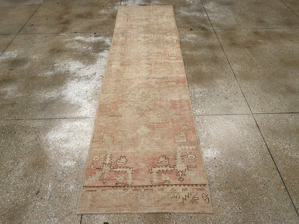 Vintage Turkish Anatolian Runner, No.32989 - Gsblank