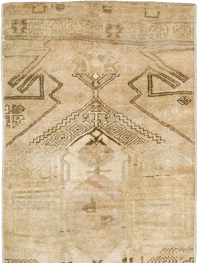 Vintage Turkish Anatolian Runner, No.32990 - Gsblank