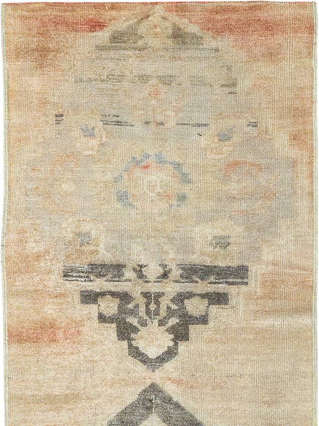 Vintage Turkish Anatolian Runner, No.32991 - Gsblank