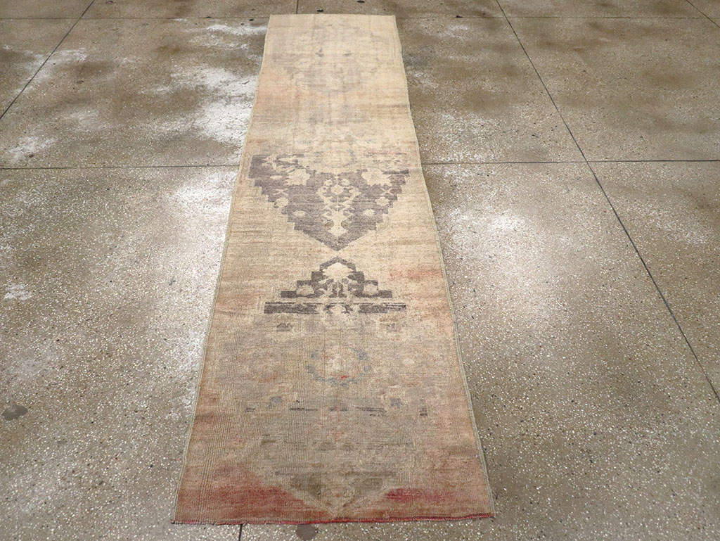 Vintage Turkish Anatolian Runner, No.32991 - Gsblank