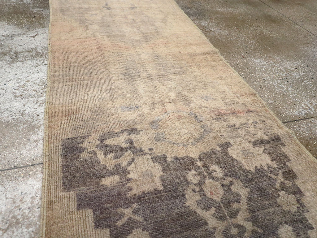 Vintage Turkish Anatolian Runner, No.32991 - Gsblank