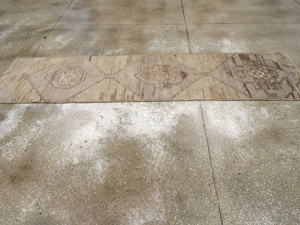 Vintage Turkish Anatolian Runner, No.32993 - Gsblank