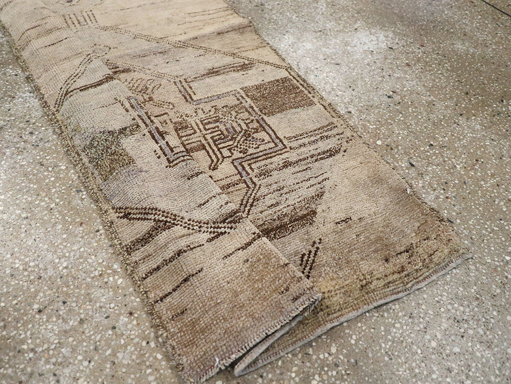 Vintage Turkish Anatolian Runner, No.32993 - Gsblank
