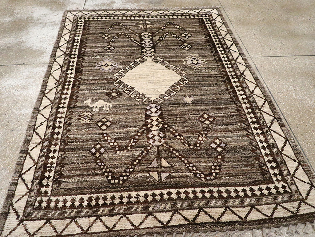 Modern Persian Gabbeh Accent Rug, No.32995 - Gsblank