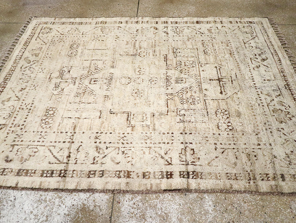 Modern Persian Gabbeh Accent Rug, No.32996 - Gsblank