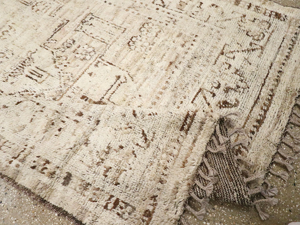 Modern Persian Gabbeh Accent Rug, No.32996 - Gsblank