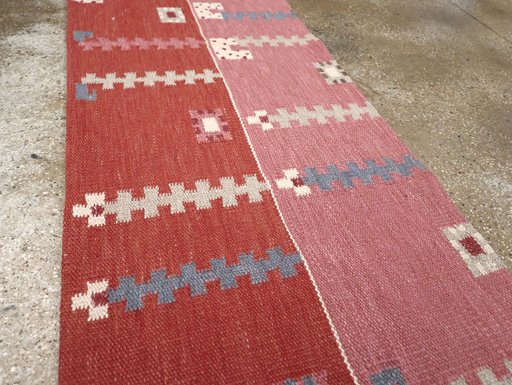 Modern Turkish Flatweave Kilim Runner, No.33000 - Gsblank