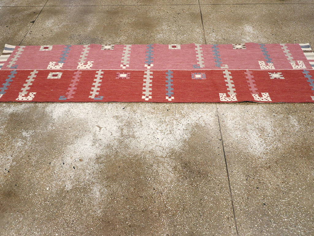 Modern Turkish Flatweave Kilim Runner, No.33000 - Gsblank