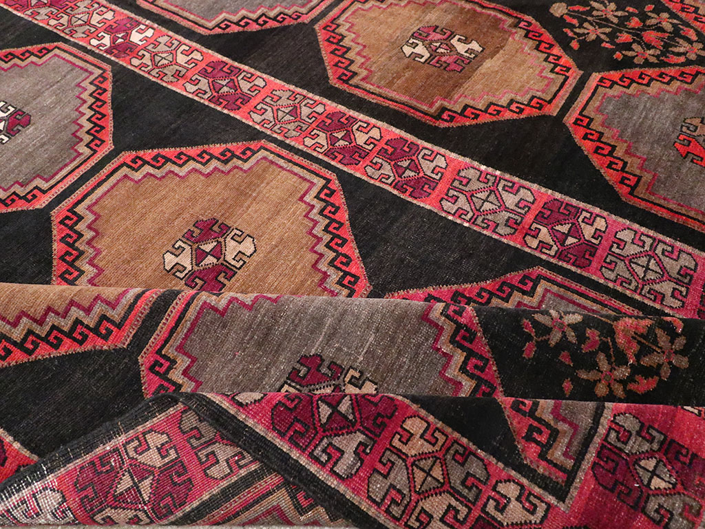 Vintage Turkish Anatolian Large Carpet, No.33004 - Gsblank