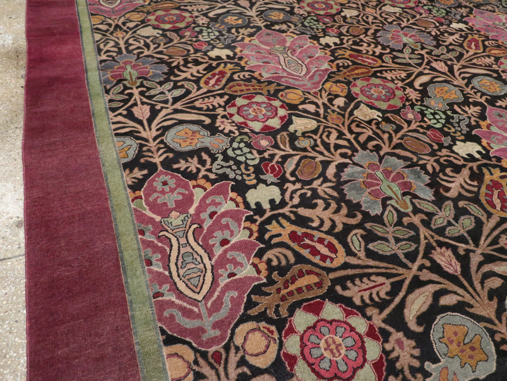 Antique Indian Agra Room Size Carpet, No.33019 - Gsblank