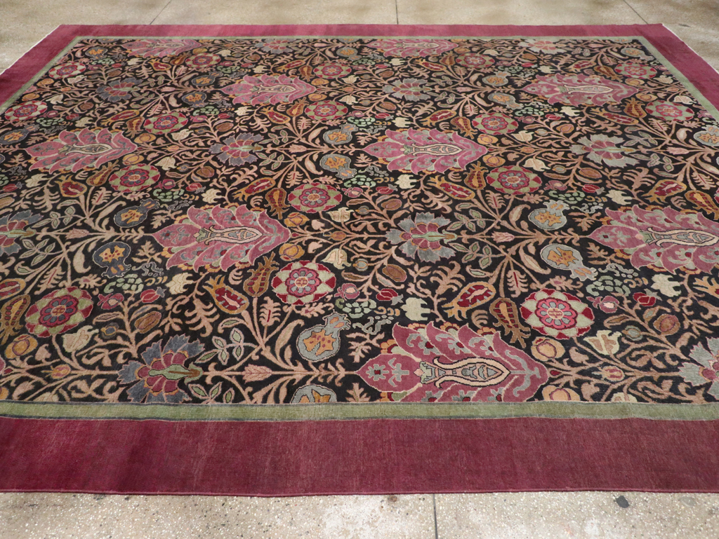 Antique Indian Agra Room Size Carpet, No.33019 - Gsblank
