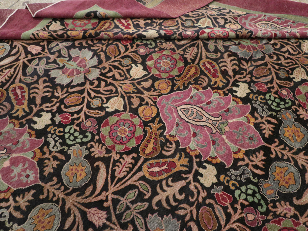 Antique Indian Agra Room Size Carpet, No.33019 - Gsblank