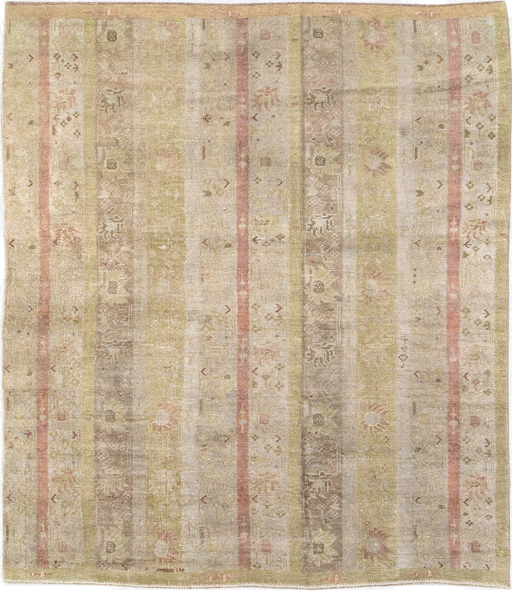 Antique Turkish Ghiordes Room Size Carpet, No.33020 - Gsblank