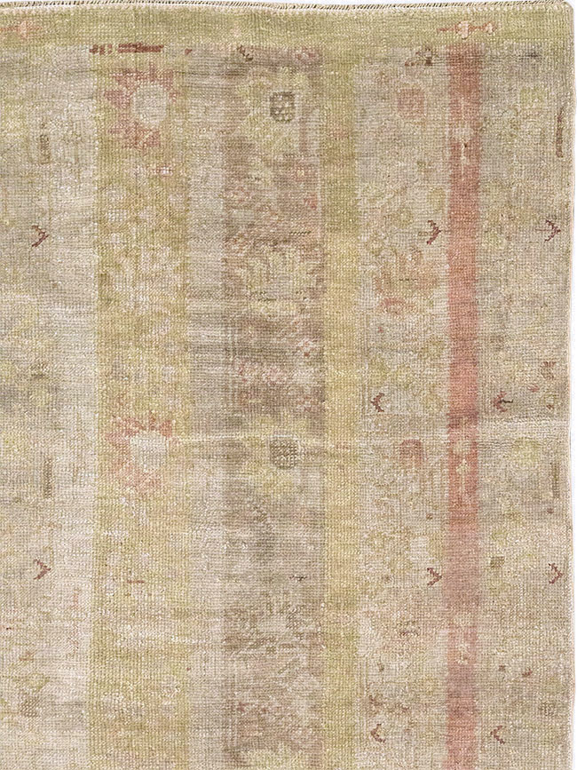 Antique Turkish Ghiordes Room Size Carpet, No.33020 - Gsblank