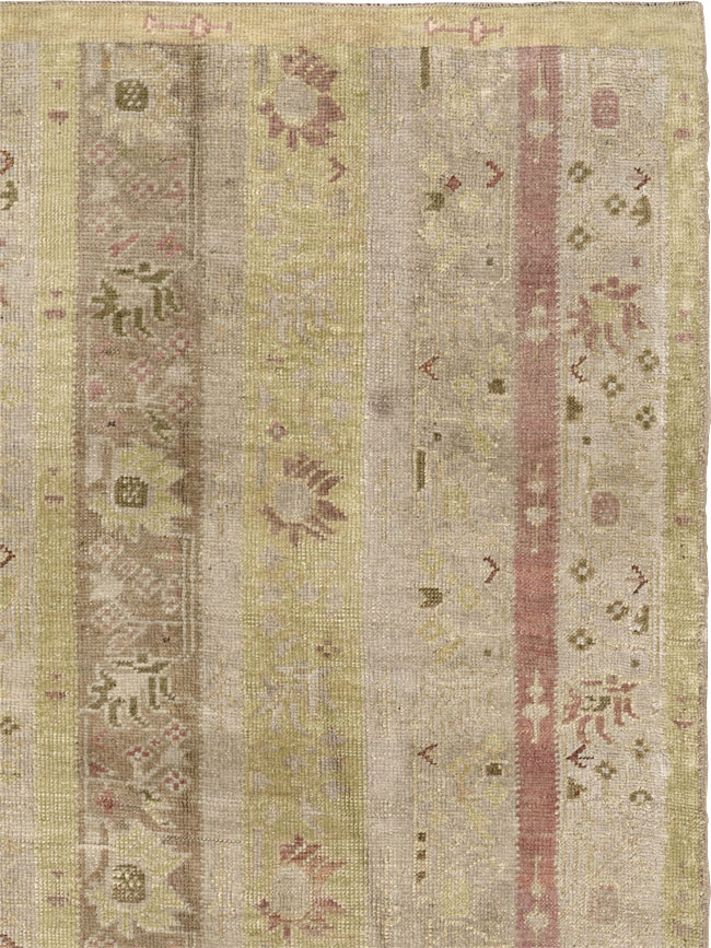 Antique Turkish Ghiordes Room Size Carpet, No.33020 - Gsblank