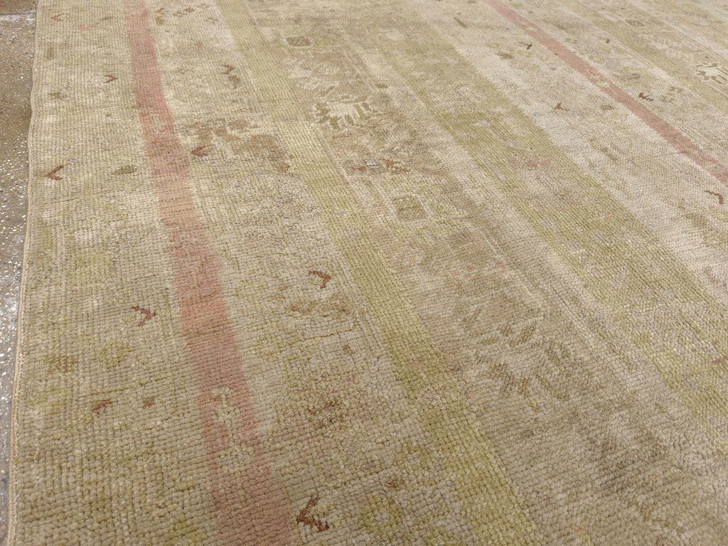 Antique Turkish Ghiordes Room Size Carpet, No.33020 - Gsblank