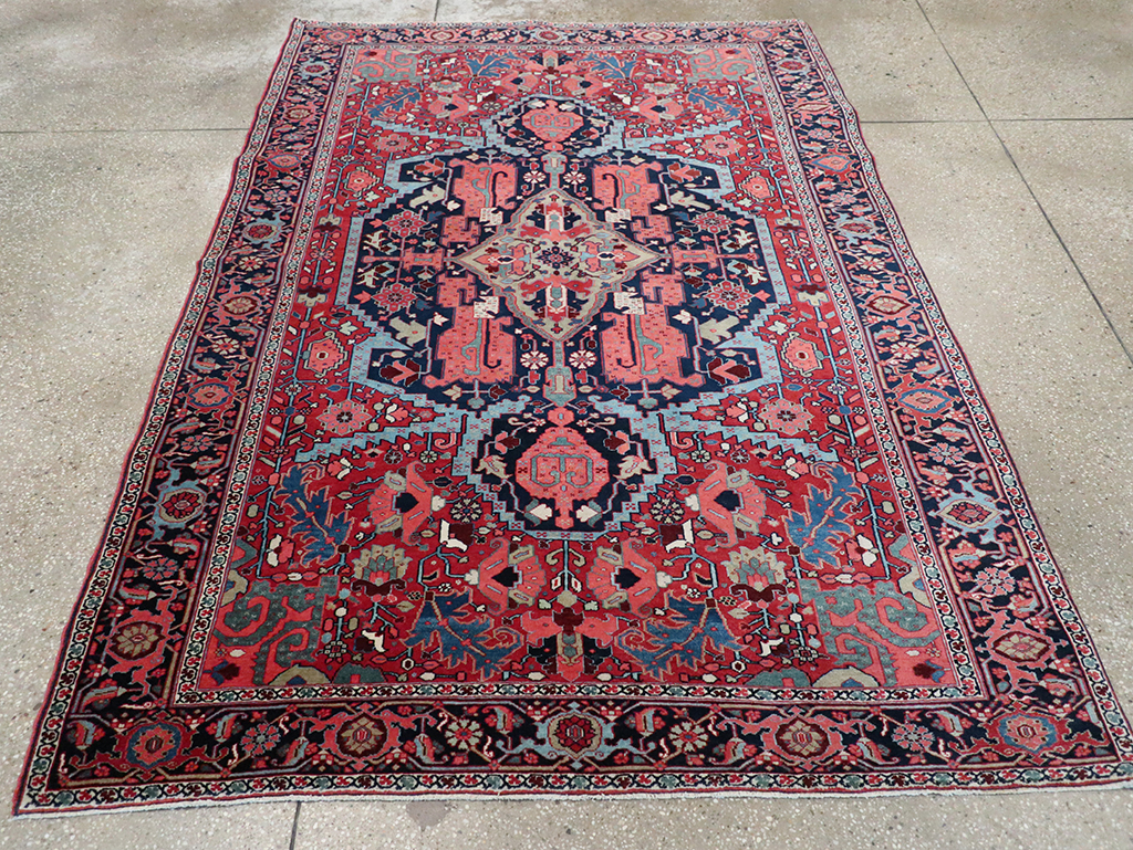Antique Persian Heriz Accent Rug, No.33044 - Gsblank
