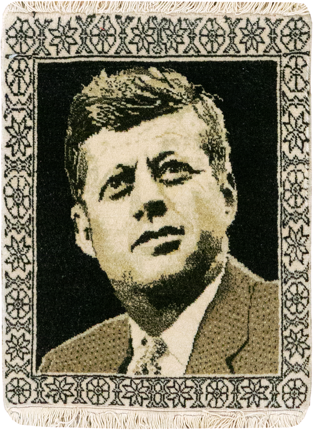 Vintage Persian Tabriz Pictorial Rug, No.33066 - Gsblank