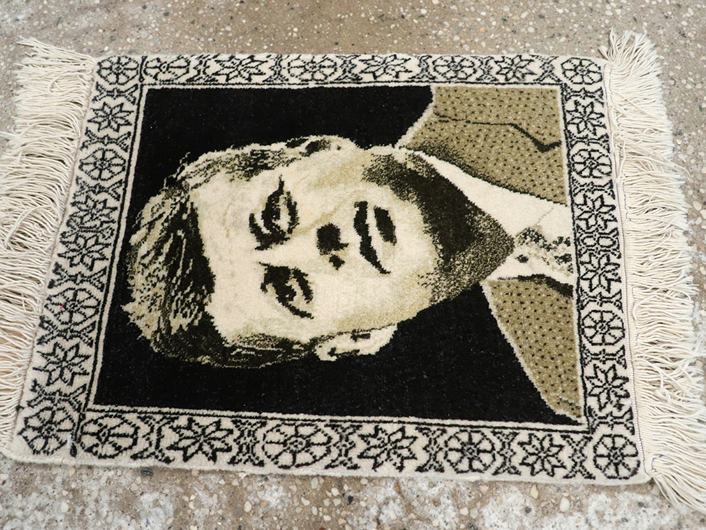 Vintage Persian Tabriz Pictorial Rug, No.33066 - Gsblank