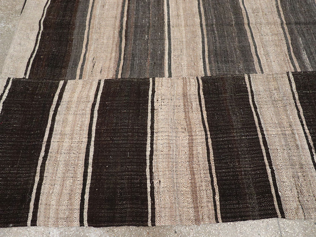 Vintage Turkish Flatweave Kilim Accent Rug, No.33091 - Gsblank