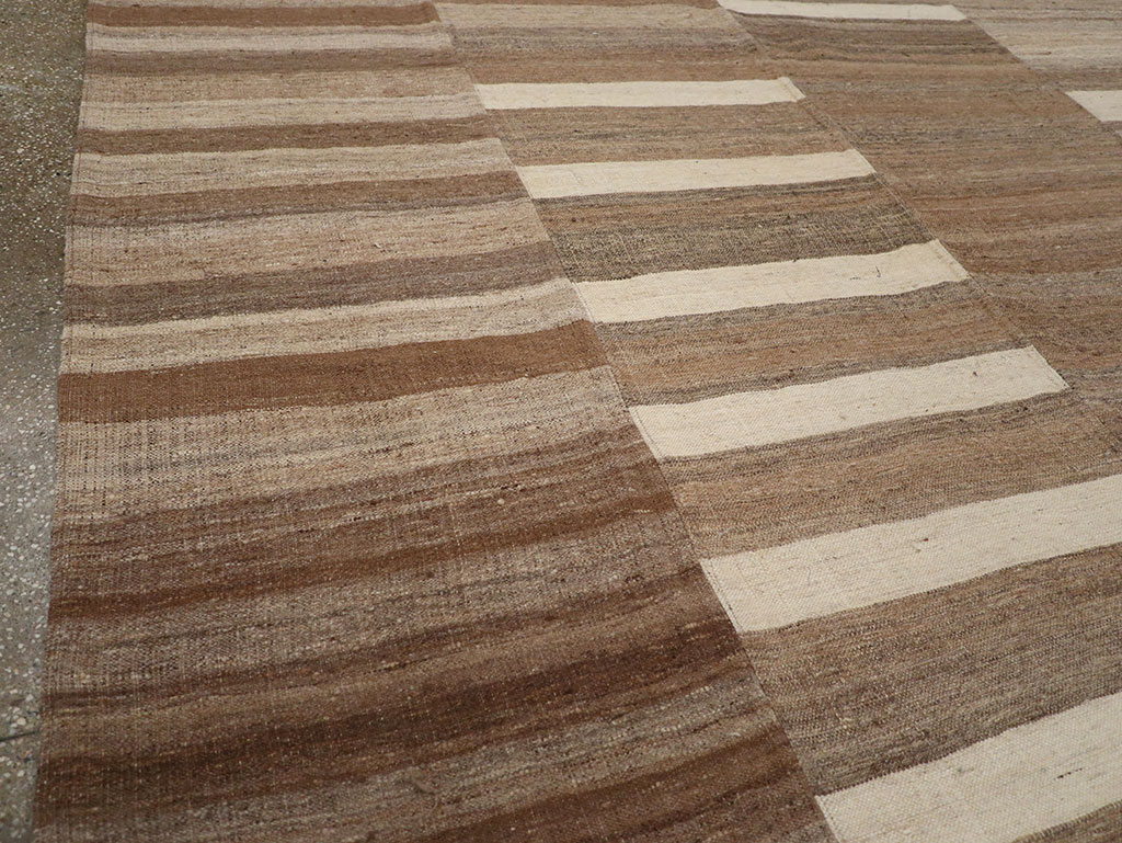 Vintage Turkish Flatweave Kilim Room Size Carpet, No.33093 - Gsblank